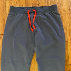 Figs charcoal scrub pants